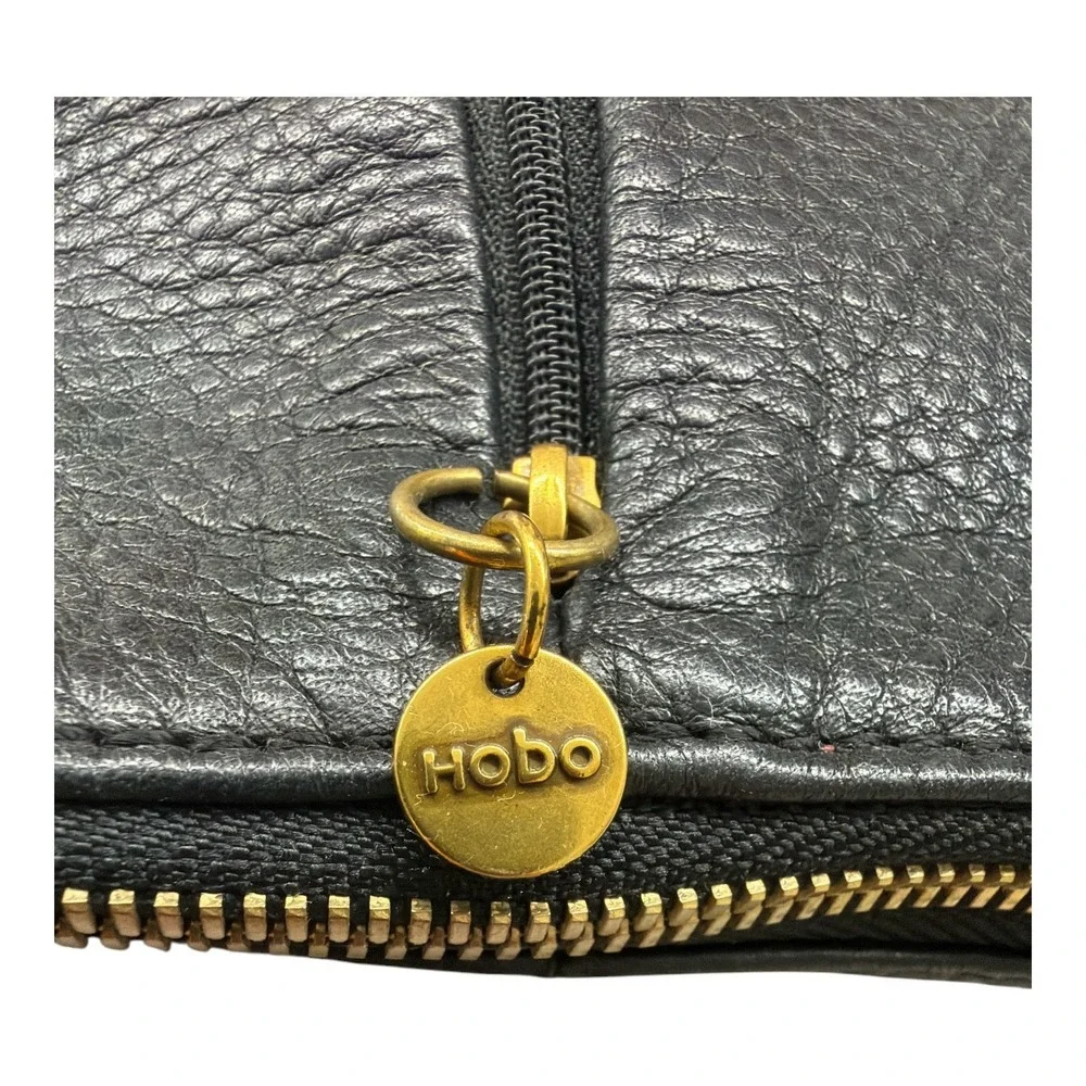 HOBO Black Leather Shoulder Bag Whipstich Detail Brass LOGO Hardware Purse EUC
